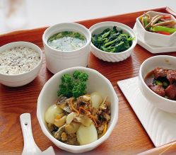 -乐茵敔山湾月子中心(独栋湖景店)
