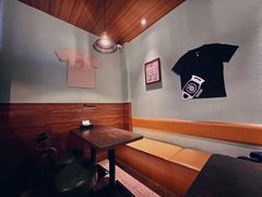 卡座-瑞食酒馆 La Taverne Suisse