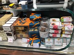 -VENCHI 闻绮(北京国贸商城店)