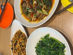 -渝信川菜 · 川味家常菜(财富购物中心店)