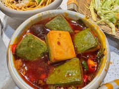 -超级鲜•胡毛肚火锅(扬帆店)