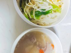 -鲸育宝宝月嫂(徐汇店)