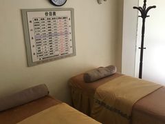 -初心正骨艾灸养生馆