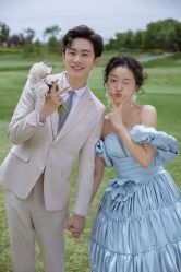 -喜爱高定婚纱摄影