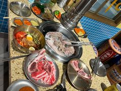 -姜胖胖韩式自助烤肉(光明万达店)