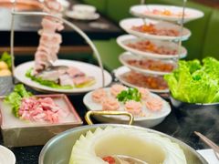 -得意咚瓜·顺德鱼生·冬瓜火锅(深圳首店)