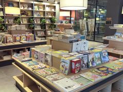-魔方城市书房(中街益田店)