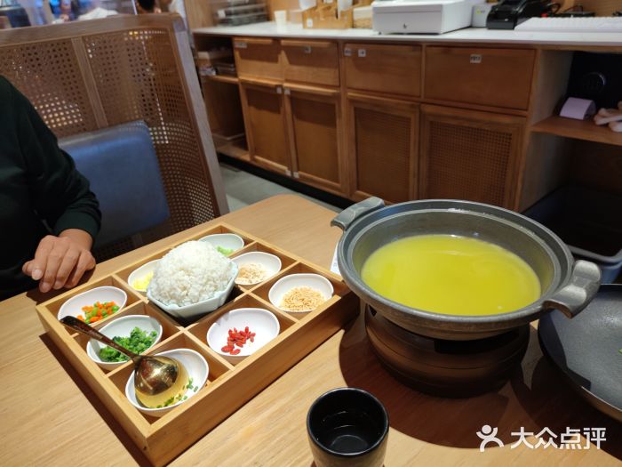 川堂风·跷脚牛肉·乐山爆炒(宝山日月光店)图片