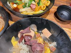 -万记麻辣烫国展总店