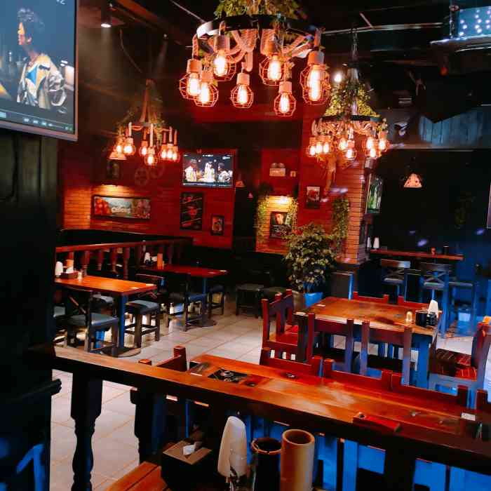 青炉里音乐餐厅-"地址92腾飞路 华侨饭店对面 [环境.