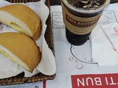 -劳顶笨咖啡(益华广场店)