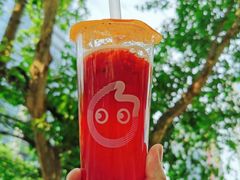 奶霜莓莓果茶-CoCo都可(新街店)