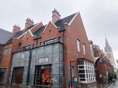 -钟书阁(松江泰晤士小镇店)