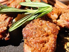果木烤新西兰羊排-MR.ROCKY洛奇先生·西餐&酒吧(琶醍店)