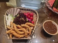 -唐山宴百姓府邸院落中餐