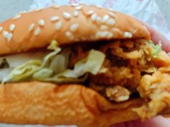 -麦当劳(杨林得来速店)