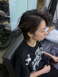 点击看大图 -藤野造型专业烫染接发