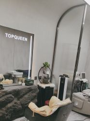 -TOP HAIR SALON