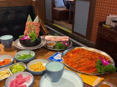 -明洞阿姨·韩式酱蟹烤肉·创意料理(三元桥店)