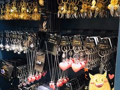 -九又四分之三站台哈利波特商店