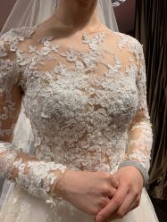 点击看大图 -GRACE KELLY婚纱与礼服(北京店)