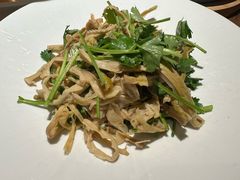 -新白鹿餐厅(滨江银泰店)