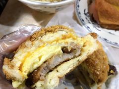 猪扒菠萝包-渔记茶餐厅(渔村店)