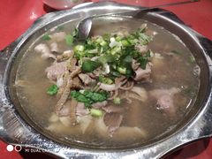 翘脚牛肉-谢老五跷脚牛肉·非遗传承店