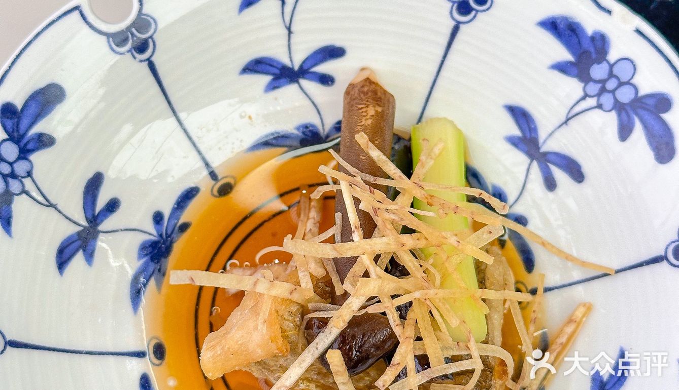 不敢信是深圳的物价...人均100+...