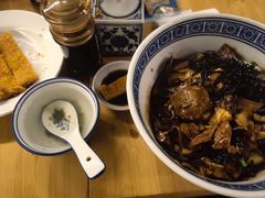 -沪西老弄堂面馆(定西路店)