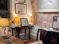 -邊城書店