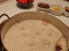 -洪氏嗨捞·猪肚鸡火锅(阳光天地店)