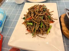 韭菜炒核桃花-红豆园(文林街店)