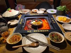 -老牌坊云南鱼豆花火锅(哈西万达店)