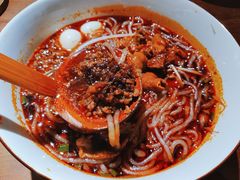 -麻婆婆白家肥肠粉(海岸城店)