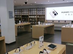 -华为授权体验店(万航渡路)