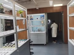 -无奔眼镜·蔡司·依视路授权店(马家堡店)