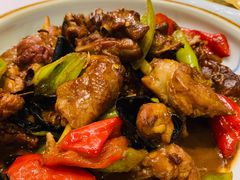 -海派美食·家宴海鲜青岛菜·石锅鲽鱼头(东方城店)