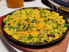 蛤蜊煎蛋-大锅强·蒸海鲜青岛菜(金沙滩店)