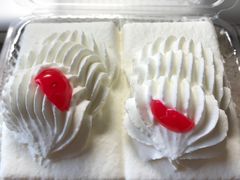 -红宝石·鲜奶小方·海派西点房(金杨店)