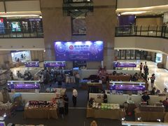 -梅龙镇广场
