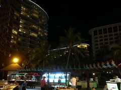 -三亚海韵度假酒店·渔人码头海鲜火锅BBQ自助餐厅·落日吧