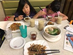 -明记港式烧腊茶餐厅(下沙店)