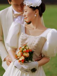 -至臻微拉婚纱摄影