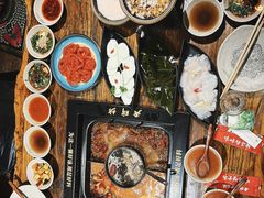 -老牌坊云南鱼豆花火锅(爱建店)