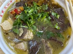 -文山荷鲜居(翠湖店)