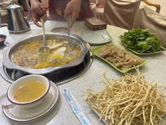 -乙丙丁正宗昭通天麻火腿鸡(总店)