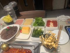 -海底捞火锅鲜切牛肉主题店(长寿路店)