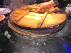 -鱼窝棚柴火铁锅炖(富山屯店)