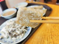 老北京炸灌肠-门框胡同百年卤煮(新街口店)